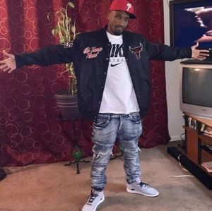 Meet your Posher, Devante